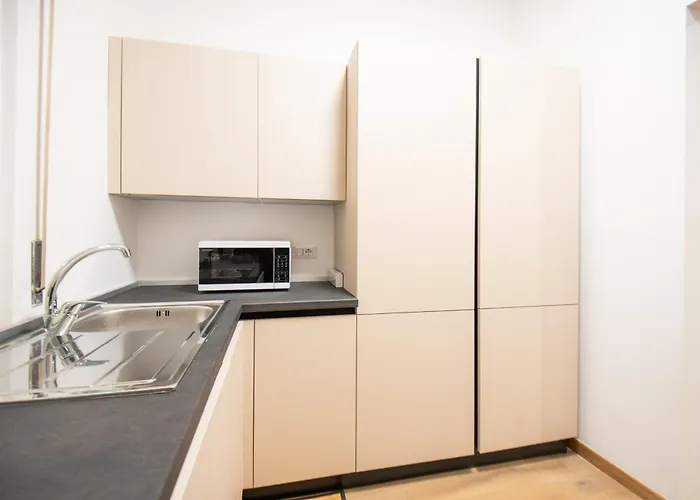 Apartment Bmga L San Paolo Industrial 5bdr Rom